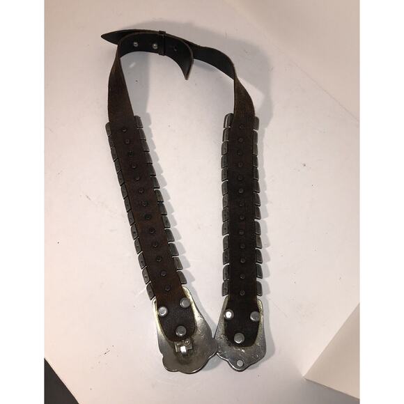 SAKS Fifth Avenue Leather Articulated Silver EtruscanBelt ITALY 31-33 waist - Picture 5 of 9